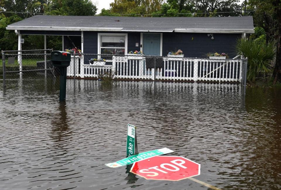 File: Flooding in Florida